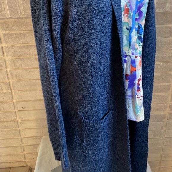 Cozy Casual Long Line Hooded Cardigan - Picture 4 of 6